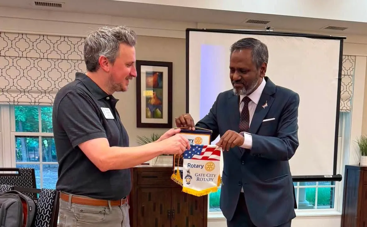 Flag exchange with the Gate City Rotary